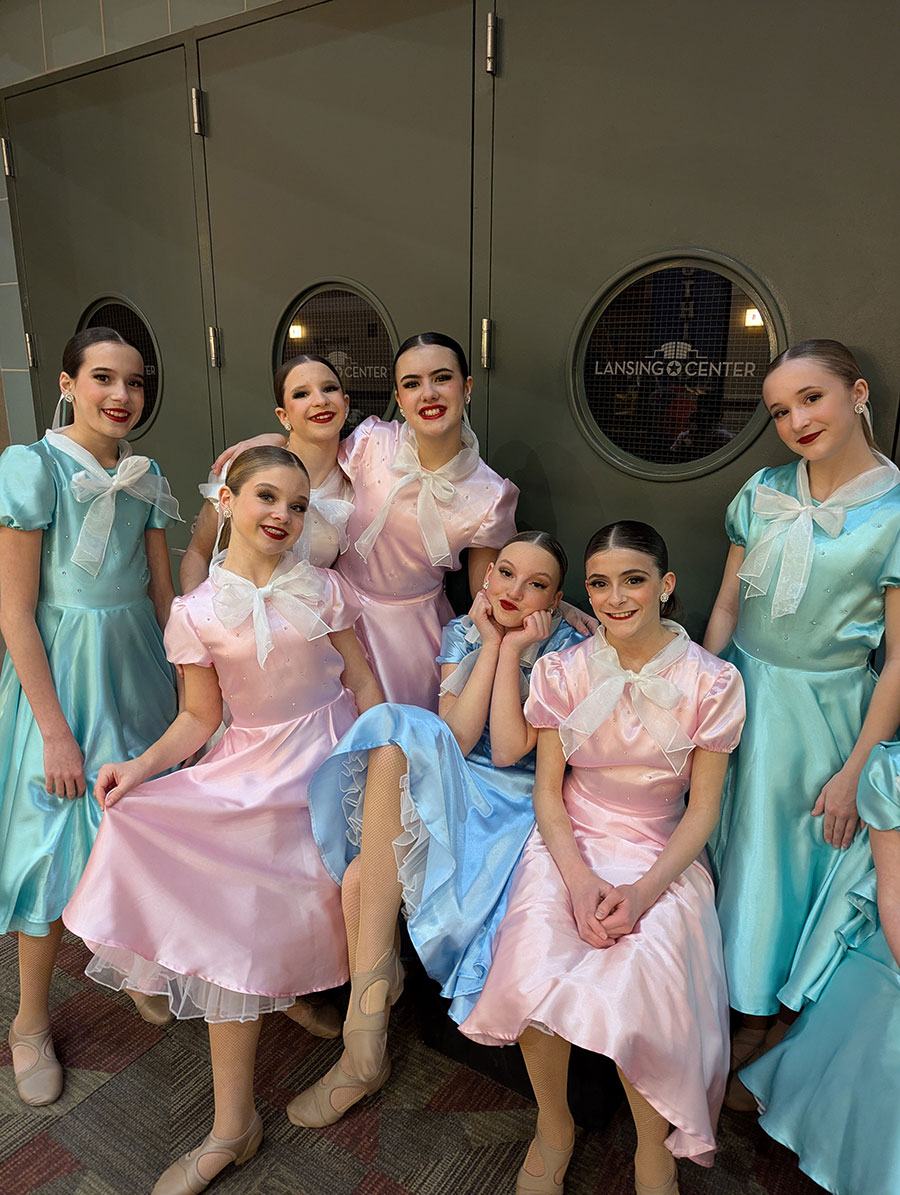 dance show girls in outfits